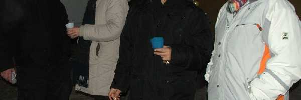 /friends/party/110225/photos/pic13.jpg